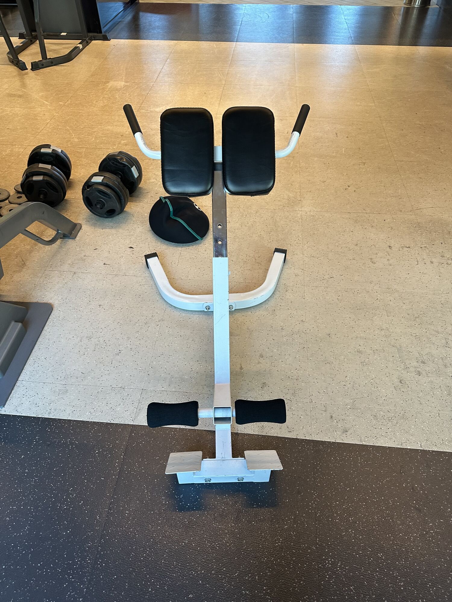 Back-extension Bench